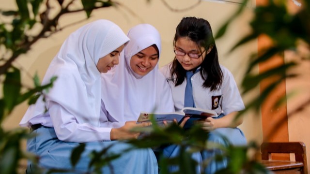 Mengapa Menuntut Ilmu Itu Penting?